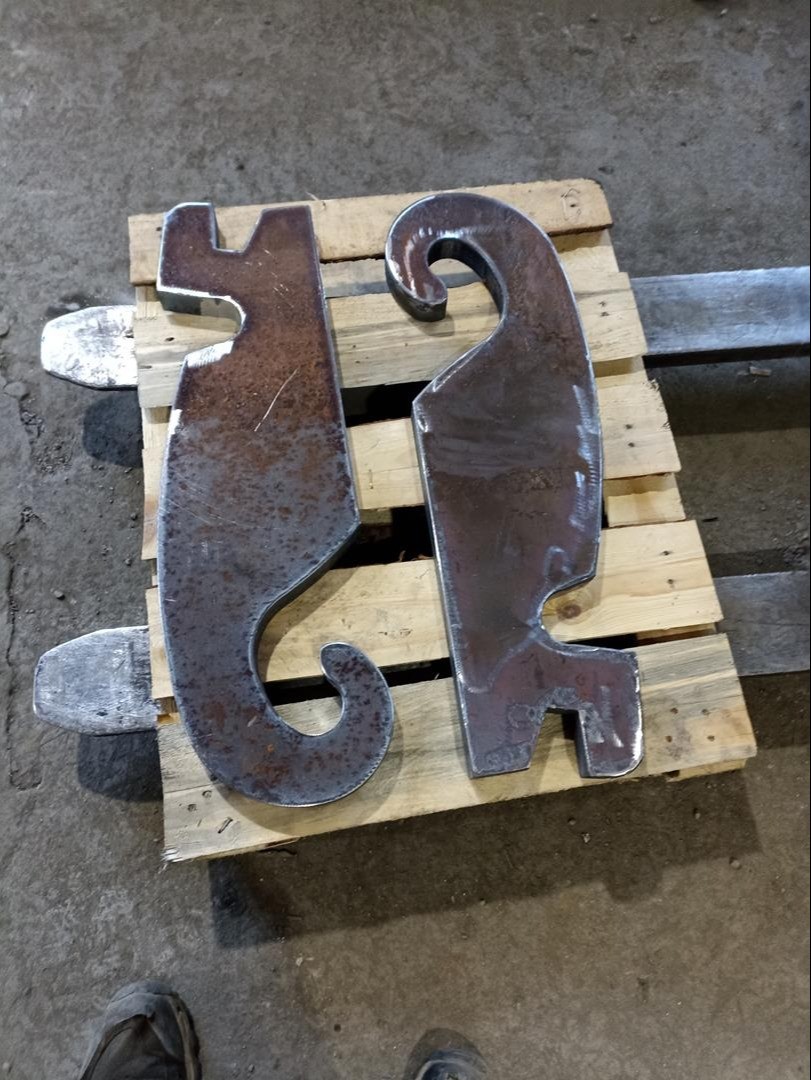 Uchwyty pod szybkozłącza